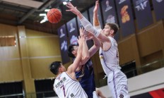 星空体育投注-防守疲软导致连败，教练批评球员表现