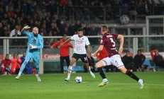 包含阿尔梅里亚客场失利，伤透教练心的词条