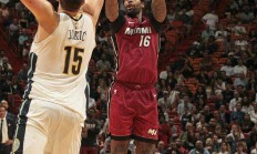 星空体育平台-火箭大胜黄蜂，约翰逊砍下25分