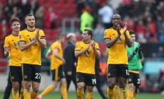 星空体育教练-沃特福德主帅宣布离队，球队陷入新一轮动荡的简单介绍