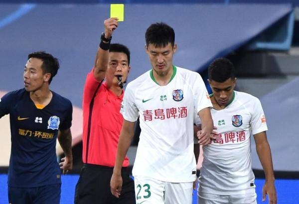 广州富力客场不敌对手,保级形势严峻,面临压力! 广州富力客场不敌对手,保级形势严峻,面临压力!