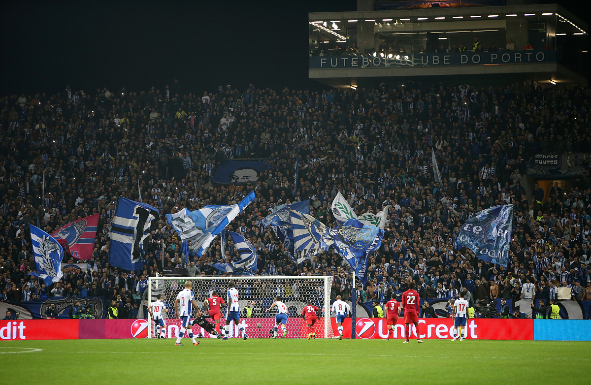 莱加内斯客场击败巴伦西亚,全取三分 莱加内斯客场击败巴伦西亚,全取三分
