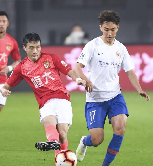 猛将发威！凭借制胜球，球队晋级