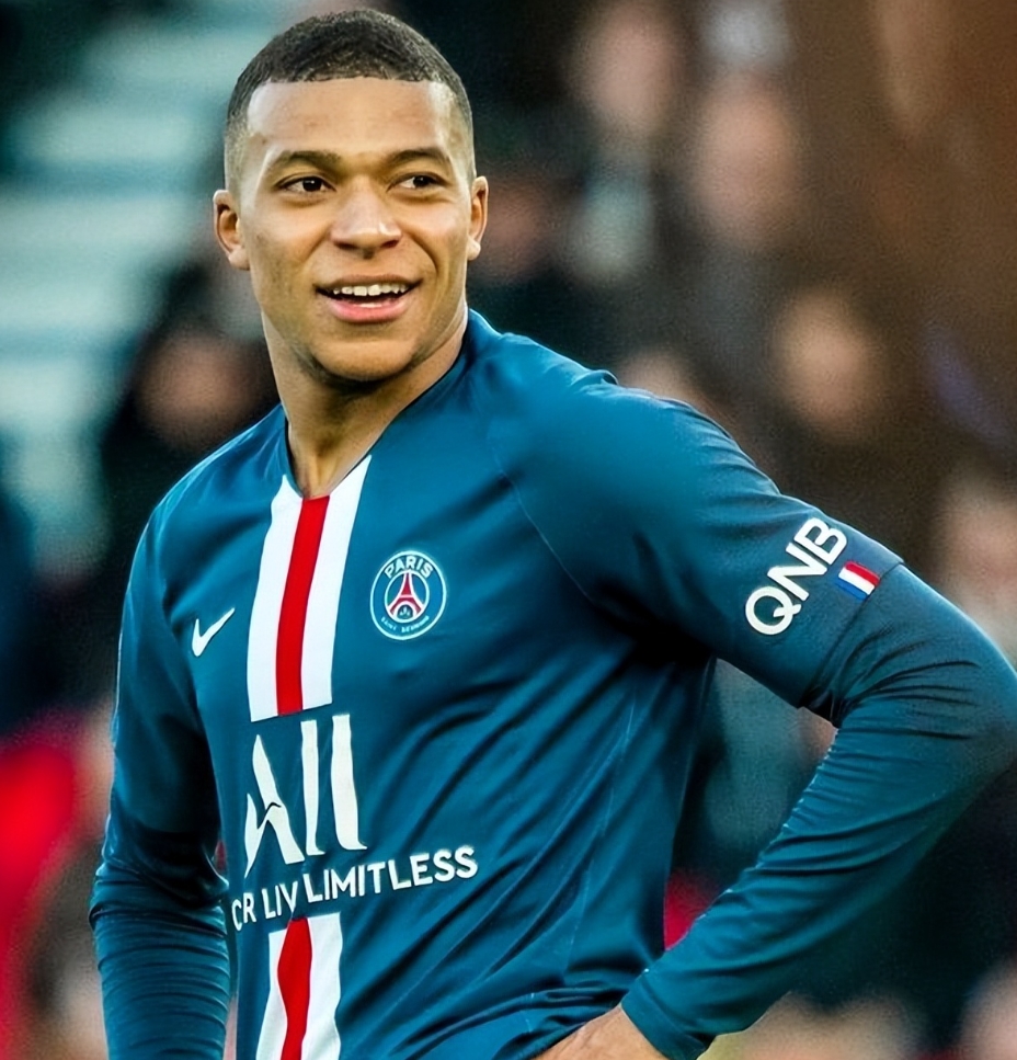 新晋球星崭露头角,展现出色技术和态度的简单介绍 新晋球星崭露头角,展现出色技术和态度的简单介绍