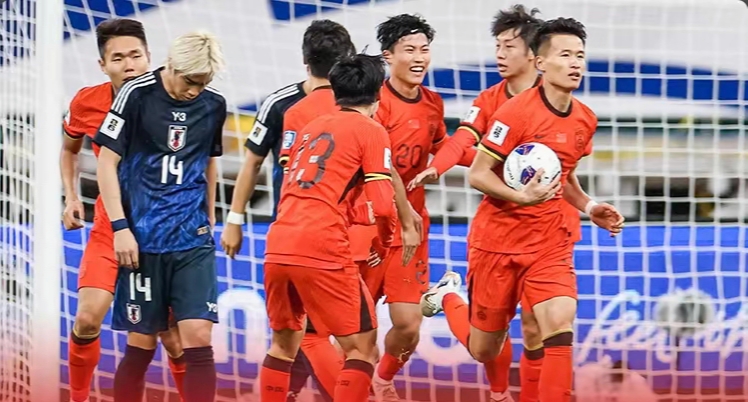 意大利足球比赛倒计时，球迷期待激动人心的简单介绍