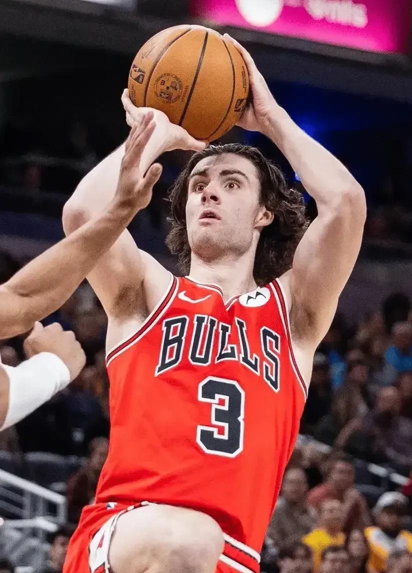 公牛队年轻球员崭露头角，成为球队新希望