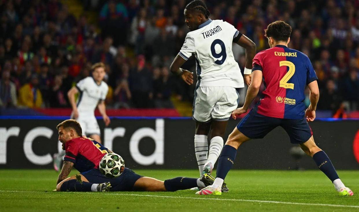 包含巴萨披荆斩棘，惊险晋级欧冠八强的词条