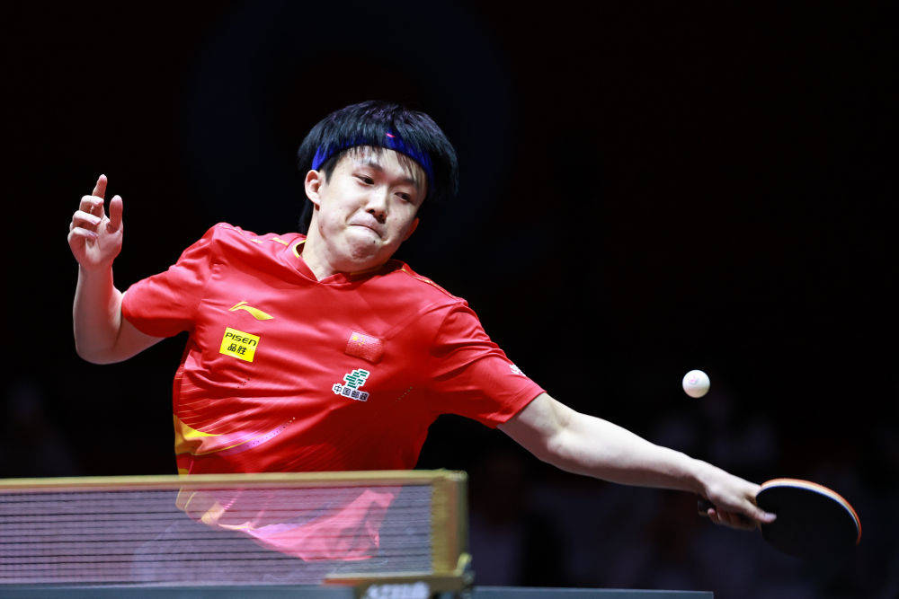 首轮比赛结束，中国乒乓球队全面占优