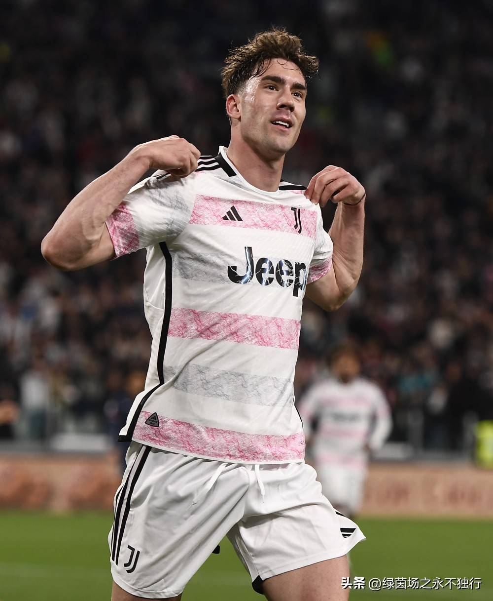 尤文图斯锋线进攻火力全开,意甲球队难以抵挡 尤文图斯锋线进攻火力全开,意甲球队难以抵挡