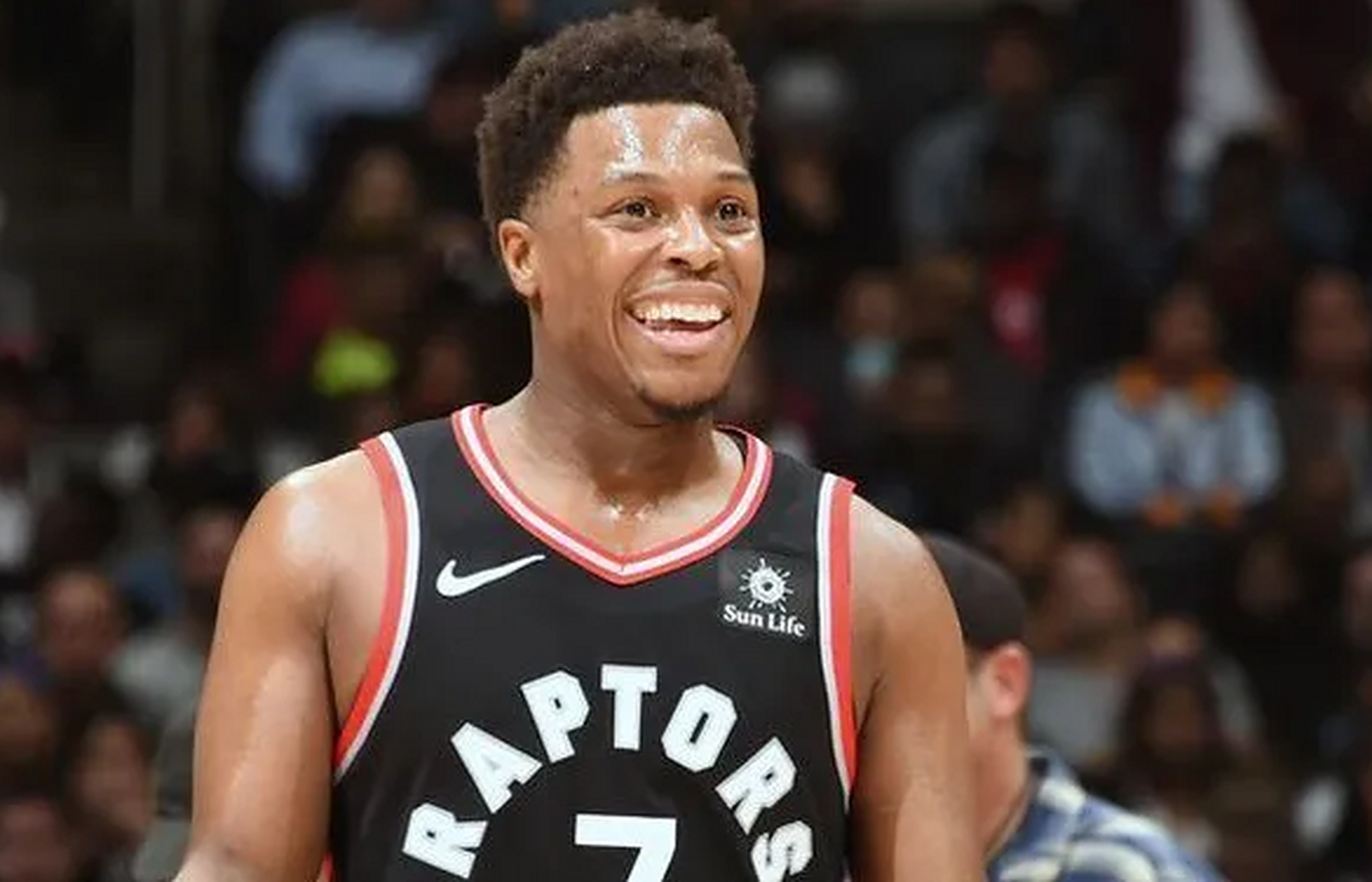 猛龙球星洛瑞膝伤复发,或将缺阵数周 猛龙球星洛瑞膝伤复发,或将缺阵数周