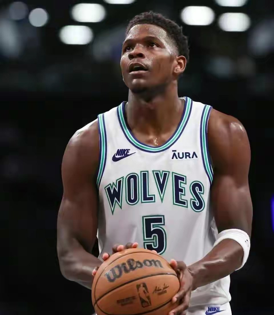 森林狼宣布与新秀签约，球队未来前景备受期待