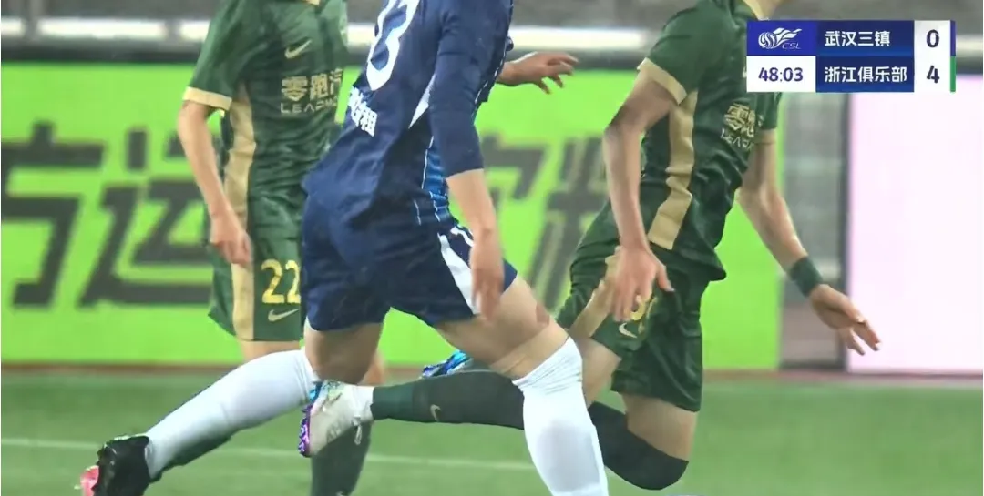 关于球员因伤无缘比赛，团队备战备受影响的信息