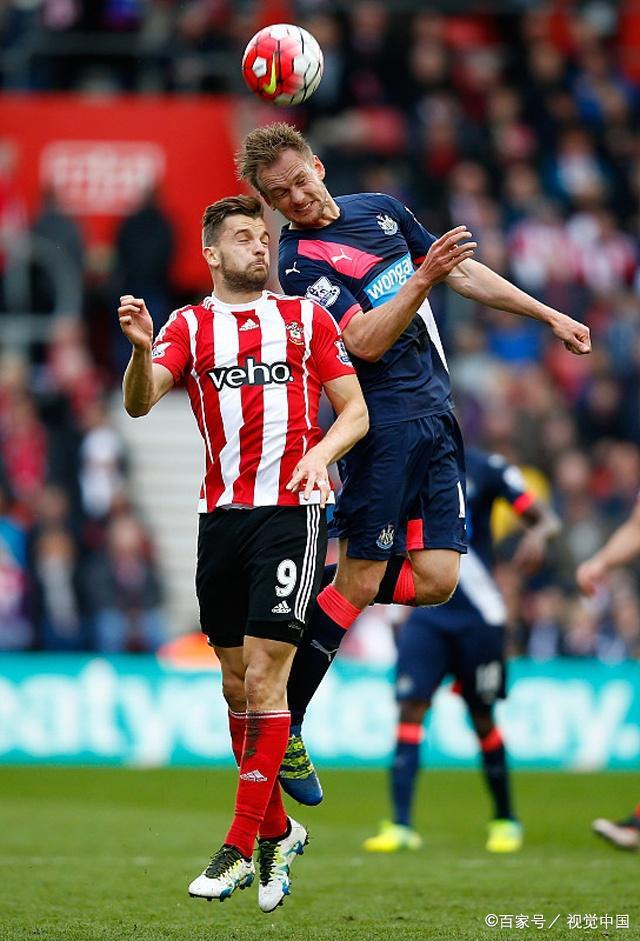 南安普顿主场告负，险些错失保级机会