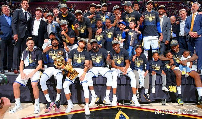 湖人队巨星球员表现神勇带队胜出