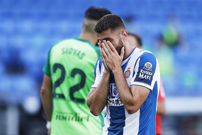 关于埃瓦尔主场突降，降级区位置不保的信息