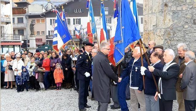 欧预赛:立陶宛-惨败乌克兰球队遭罚十人却无力还手的简单介绍 欧预赛:立陶宛-惨败乌克兰球队遭罚十人却无力还手的简单介绍